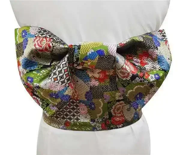 Japońskie kimono Yukata w tradycyjnym stylu Czekolada