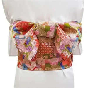 Japońskie kimono Yukata w tradycyjnym stylu Pomarańczowa czerwona