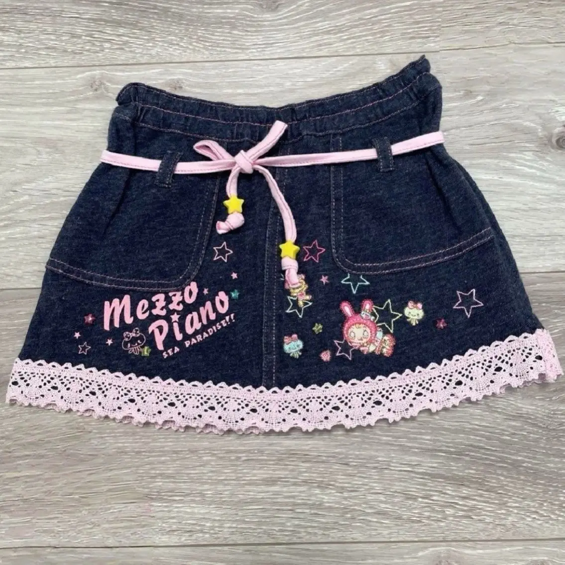 Jeansowa spódnica warstwowa w stylu kawaii — vintage na wiosnę Czarny