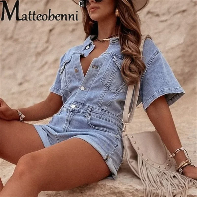 Jeansowy kombinezon damski z kieszeniami vintage denim Jasny niebieski