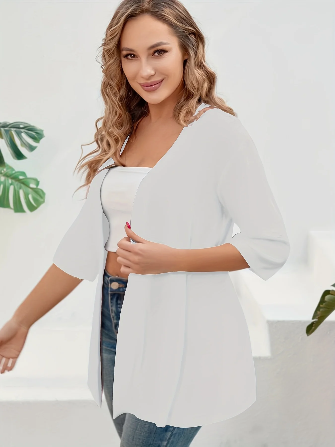 Elegancki kardigan damski plus size z krótkim rękawem — midi Biały