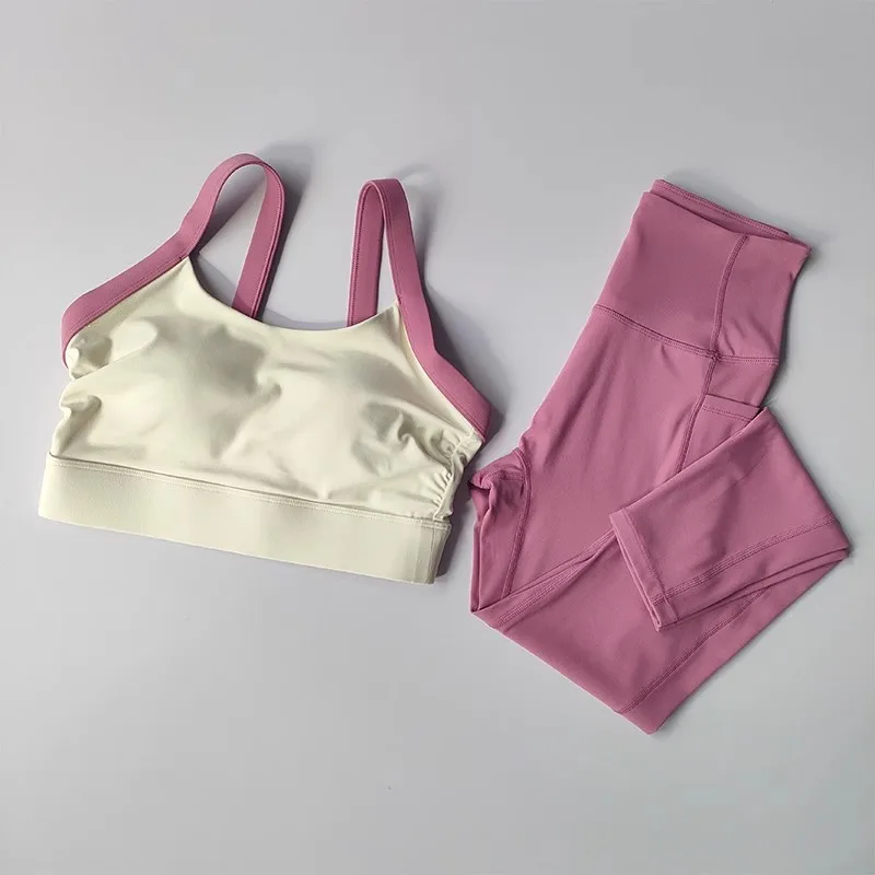 Komplet do jogi premium – top i legginsy Beżowy