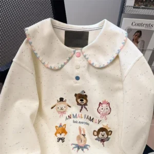 Koreańska bluza z haftem owcy i kota z kołnierzykiem Beżowy