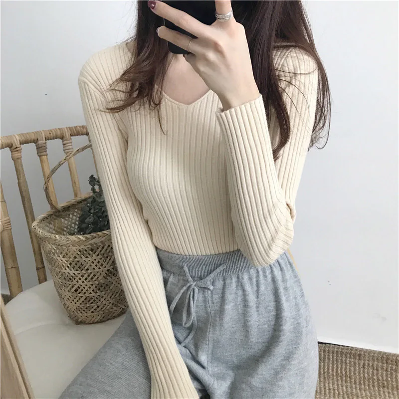Koreański sweter damski z dekoltem w serek pullover Beżowy