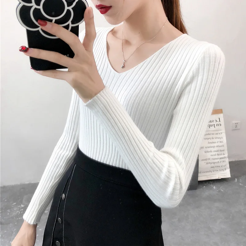 Koreański sweter damski z dekoltem w serek pullover Biały