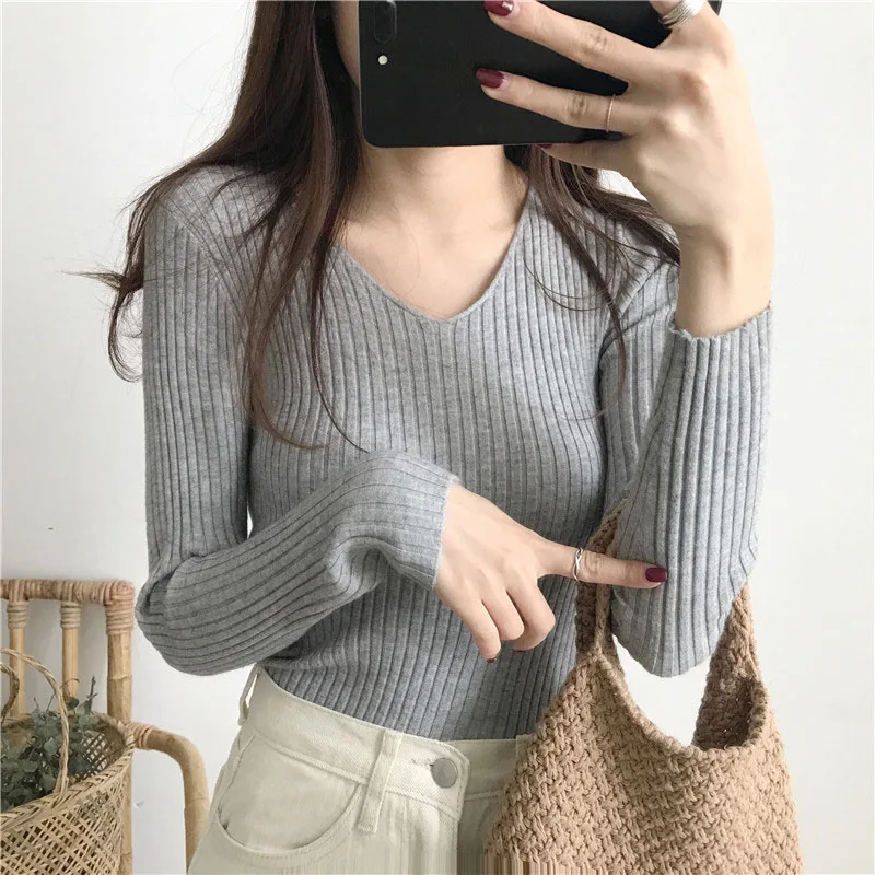 Koreański sweter damski z dekoltem w serek pullover Szary
