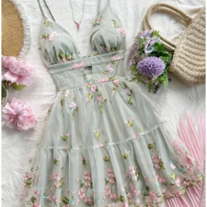 Koronkowa sukienka mini plus size na ramiączkach bez pleców Zielony