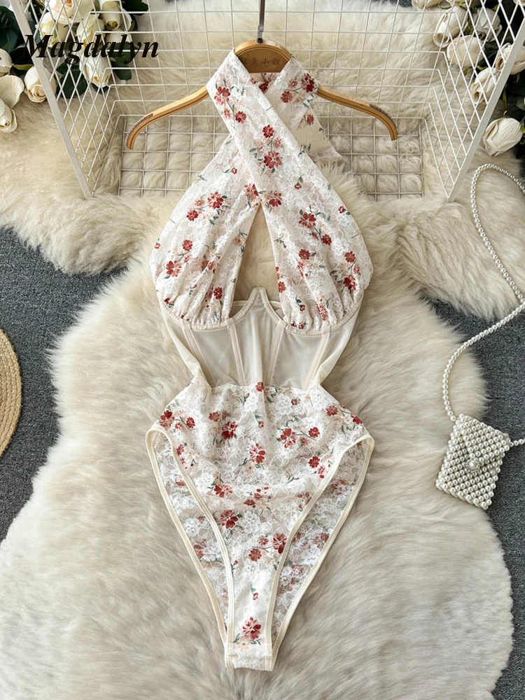 Koronkowe body damskie halter z kwiatowym wzorem Beżowy