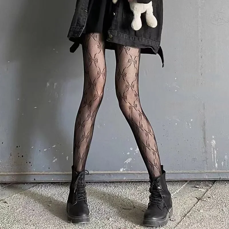 Koronkowe rajstopy z pajęczyną – klasyczny styl gothic retro Khaki