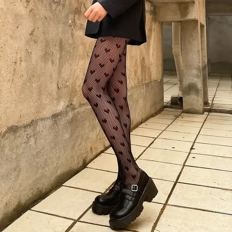 Koronkowe rajstopy z pajęczyną – klasyczny styl gothic retro Kolba