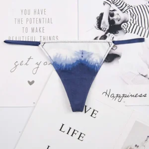 Koronkowe stringi bikini plus size Czarny