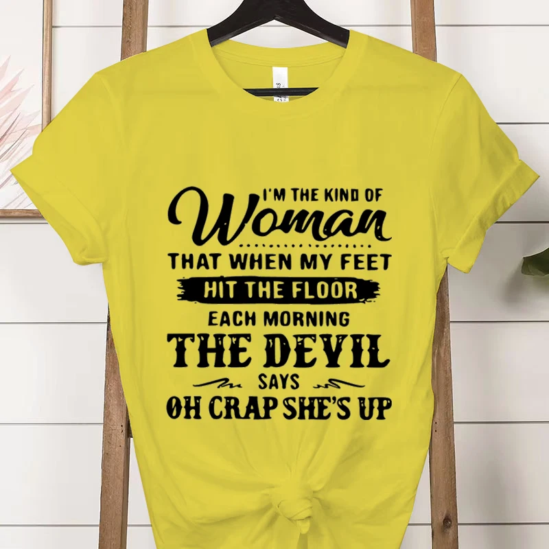 Koszulka damska z nadrukiem I Am That Kind of Woman Burgundia