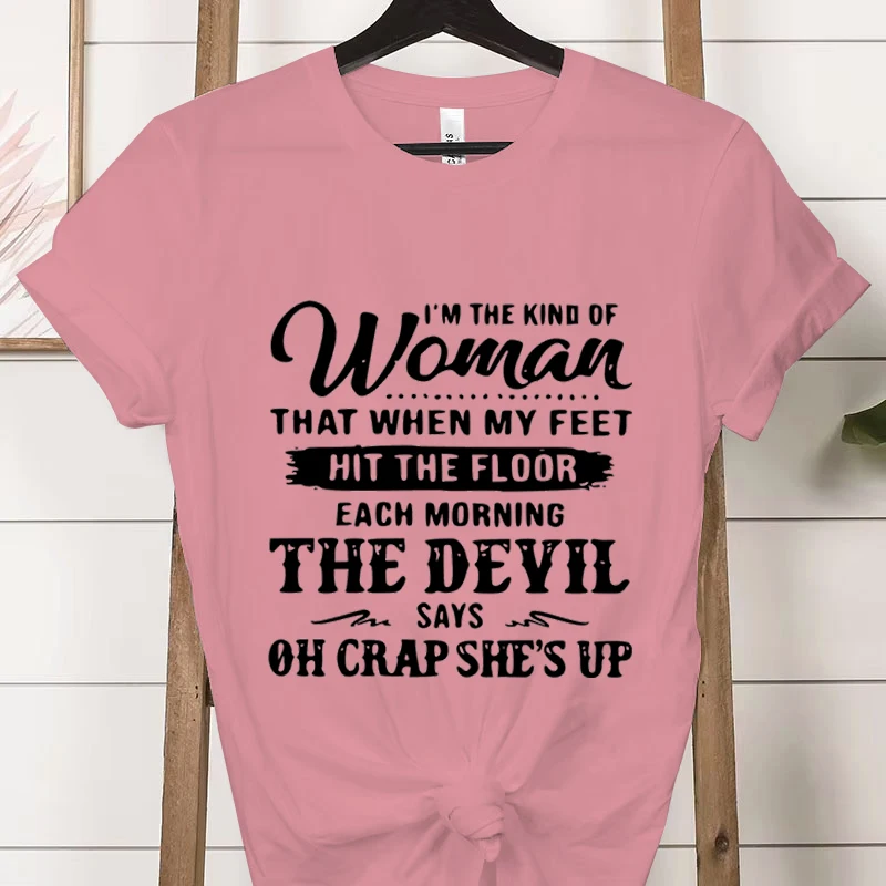 Koszulka damska z nadrukiem I Am That Kind of Woman Różowy