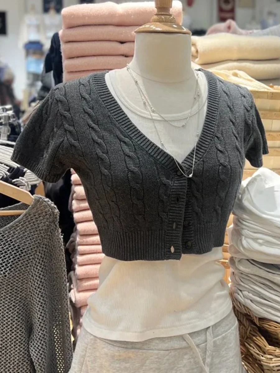 Krótki kardigan damski z efektem skrętu – styl Y2K vintage Jezioro błękitne