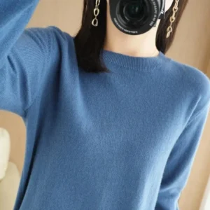 Krótki sweter z okrągłym dekoltem Sku 14