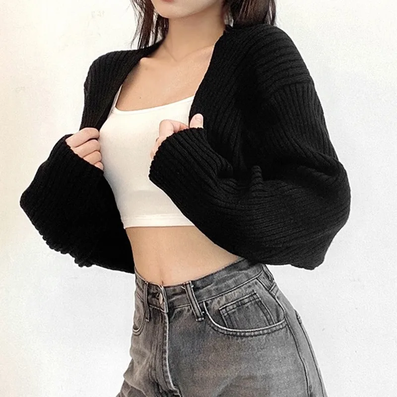 Krótki sweter rozpinany damski crop z dzianiny Beżowy
