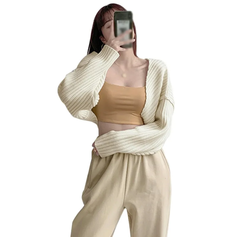 Krótki sweter rozpinany damski crop z dzianiny Niebieski