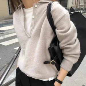 Krótki sweter z kołnierzykiem z czystej wełny Camelowy