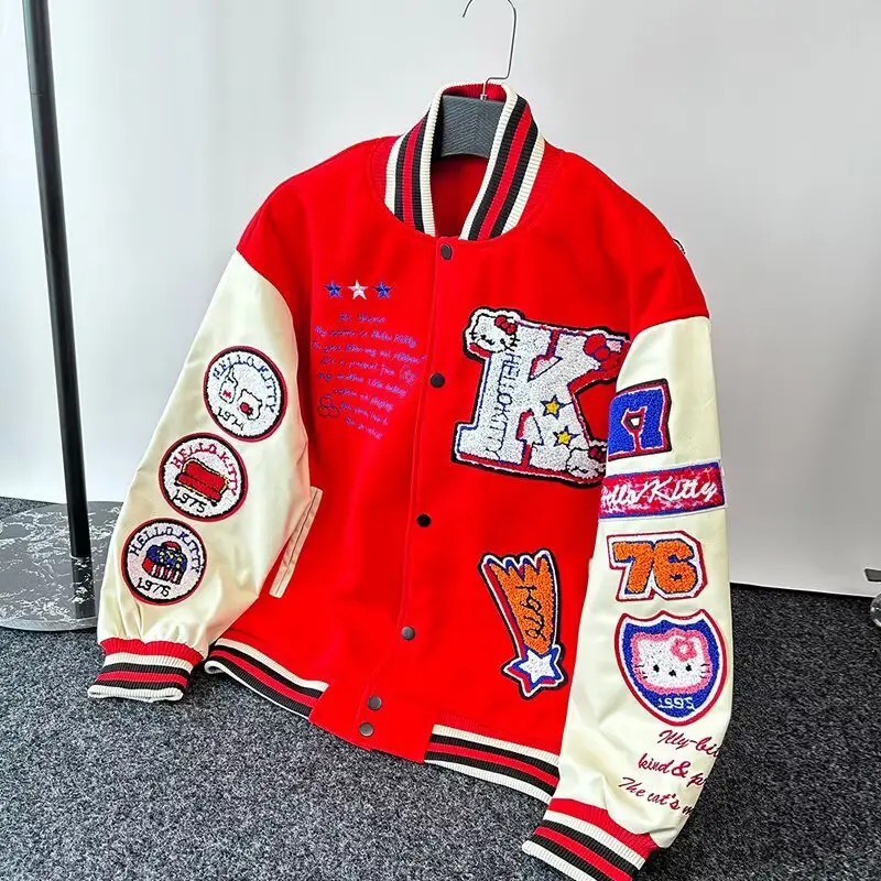 Kurtka bejsbolówka z haftem i flockiem — retro unisex luźny krój Beżowy