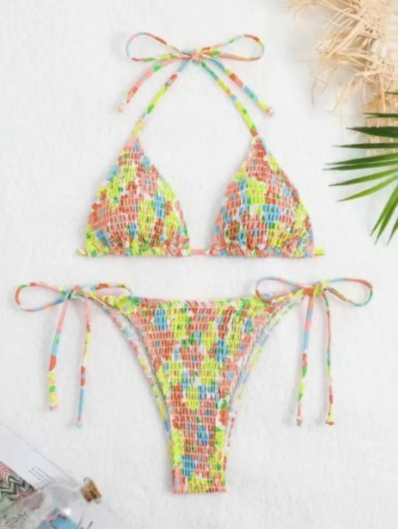Kwiatowe bikini z wysokim stanem i wiązaniem na szyi żółty