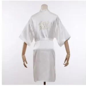 Kwiatowe kimono szlafrok damski krótki — casualowy, satynowy Beżowy