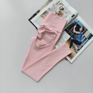 Legginsy sportowe bezszwowe damskie modelujące pośladki Różowy