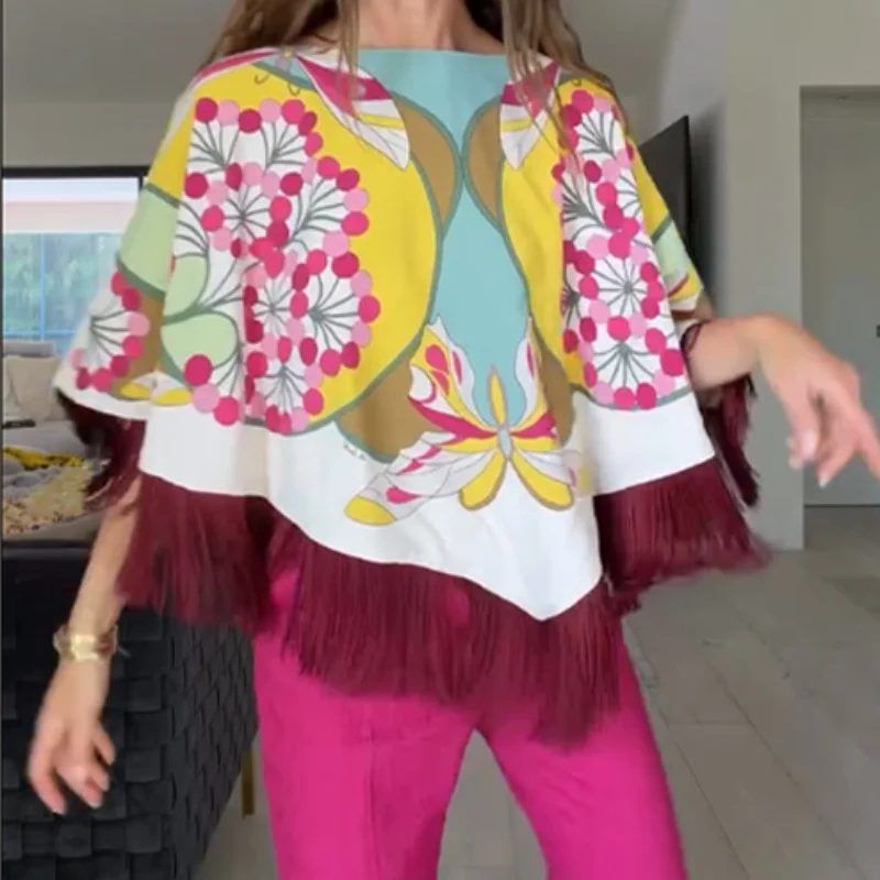 Letnia sukienka maxi z kwiatowym nadrukiem i piórami Brązowy