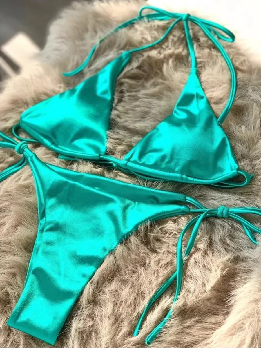 Metaliczne satynowe bikini halter z wysokim krojem — brazylijskie Cyjan