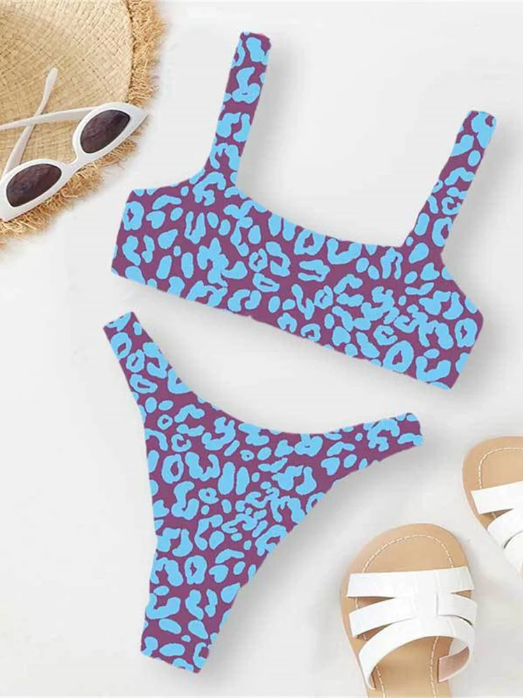 Mikro bikini z wyściółką w panterkę — wycięty kostium kąpielowy Jasnoszary