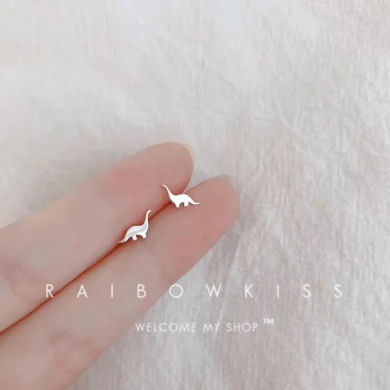 Mini kolczyki sztyfty z igłą 925 serce motyl gwiazda Czarny ocynkowany