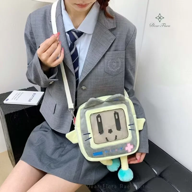 Mini torebka Ita Bag kot Y2K crossbody Melony