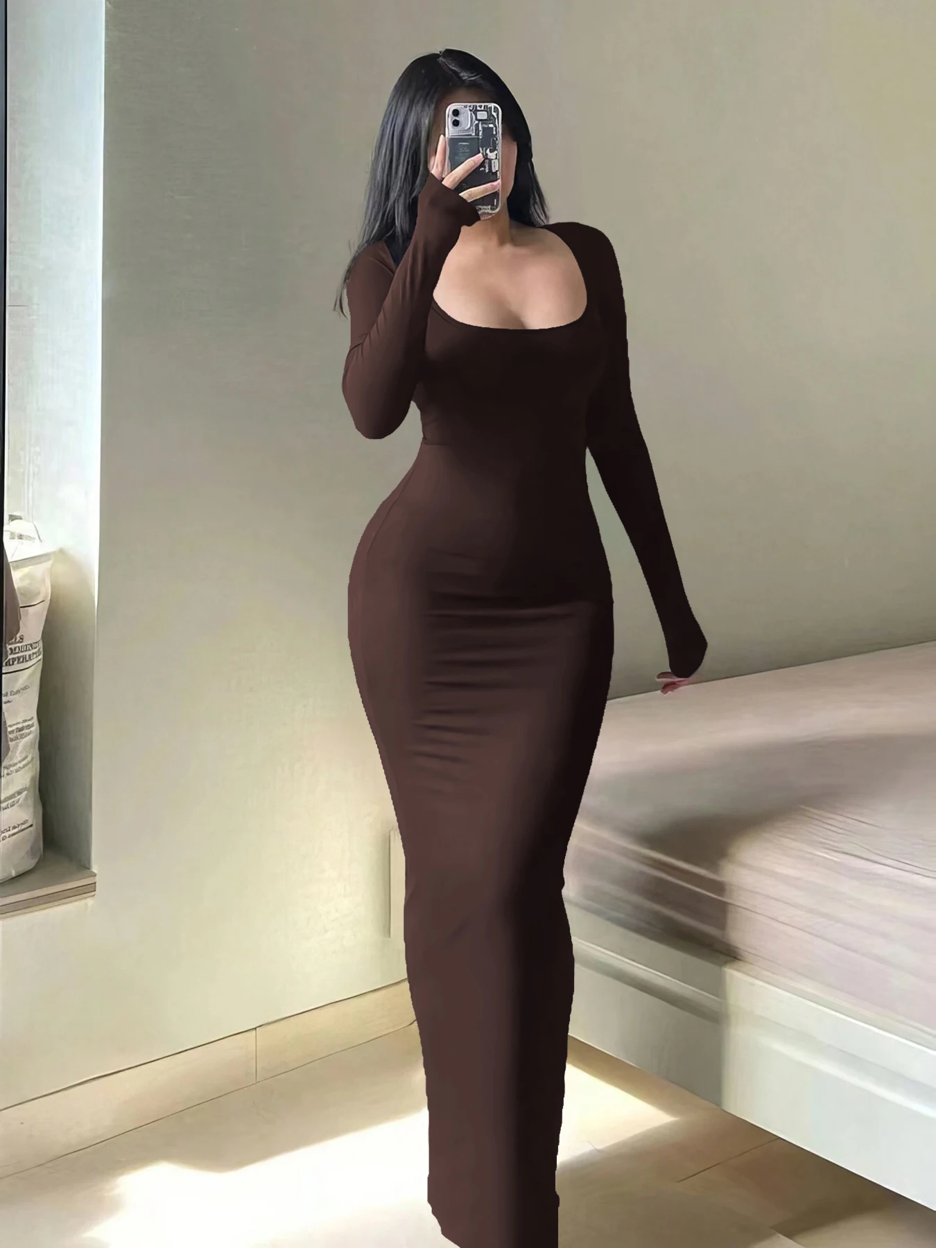Minimalistyczna sukienka bodycon z długim rękawem elegancka codzienna Brązowy
