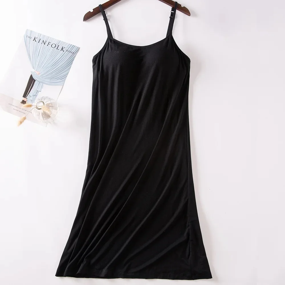 Modalowa koszula nocna plus size z wkładkami Czarny