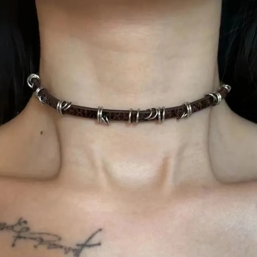 Naszyjnik choker z zawieszkami w stylu grunge Y2K Jasnożółty kolor
