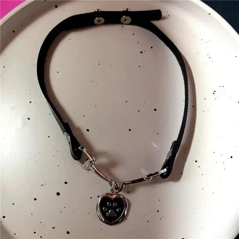 Naszyjnik choker z zawieszkami w stylu grunge Y2K Kolor jasnożółtego złota