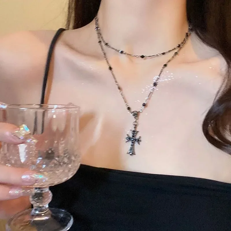 Naszyjnik z krzyżem i gwiazdą z cyrkonią w stylu Y2K Niebieski cynk