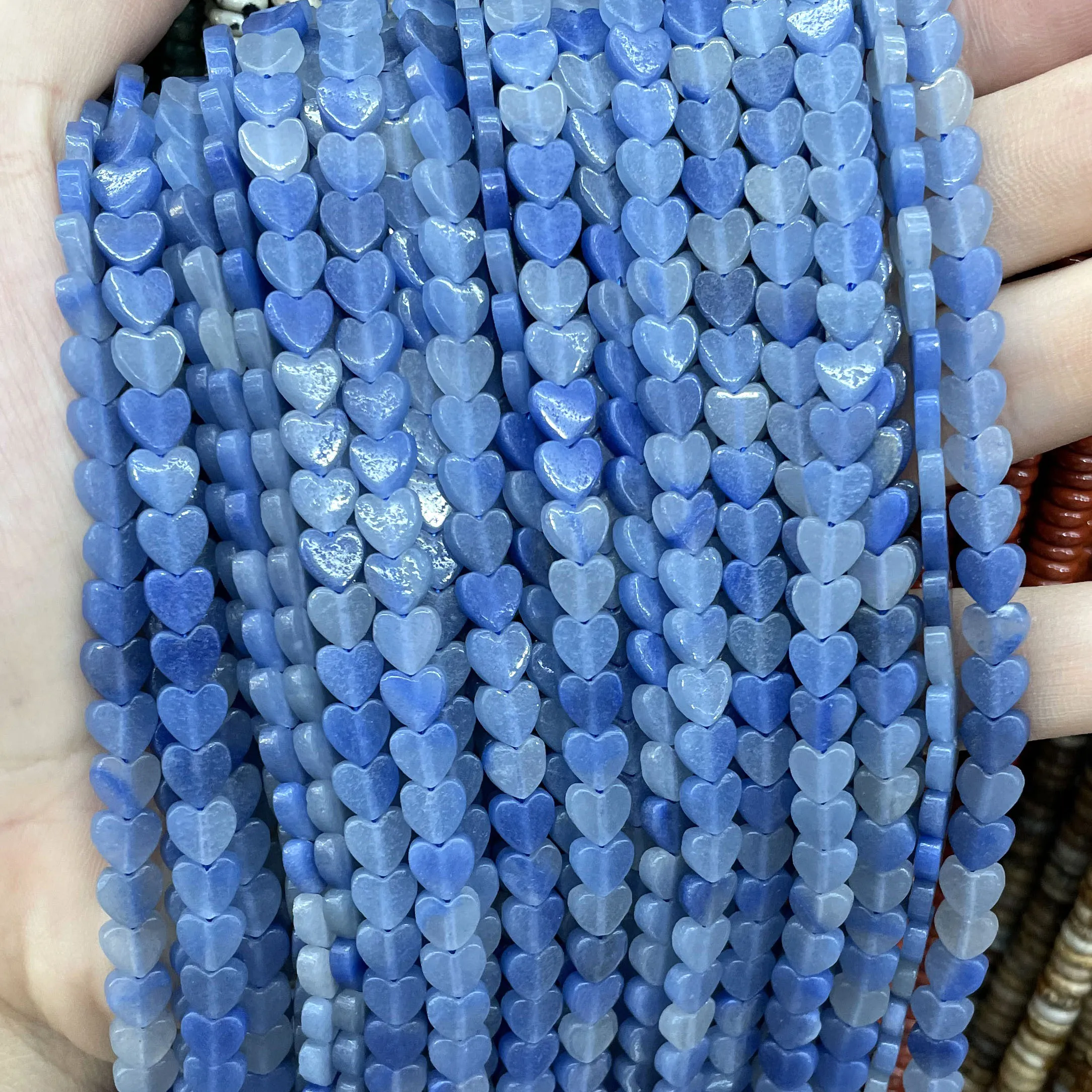 Naturalne koraliki w kształcie serca 6mm — agat, kwarc, turkus, ametyst Inne