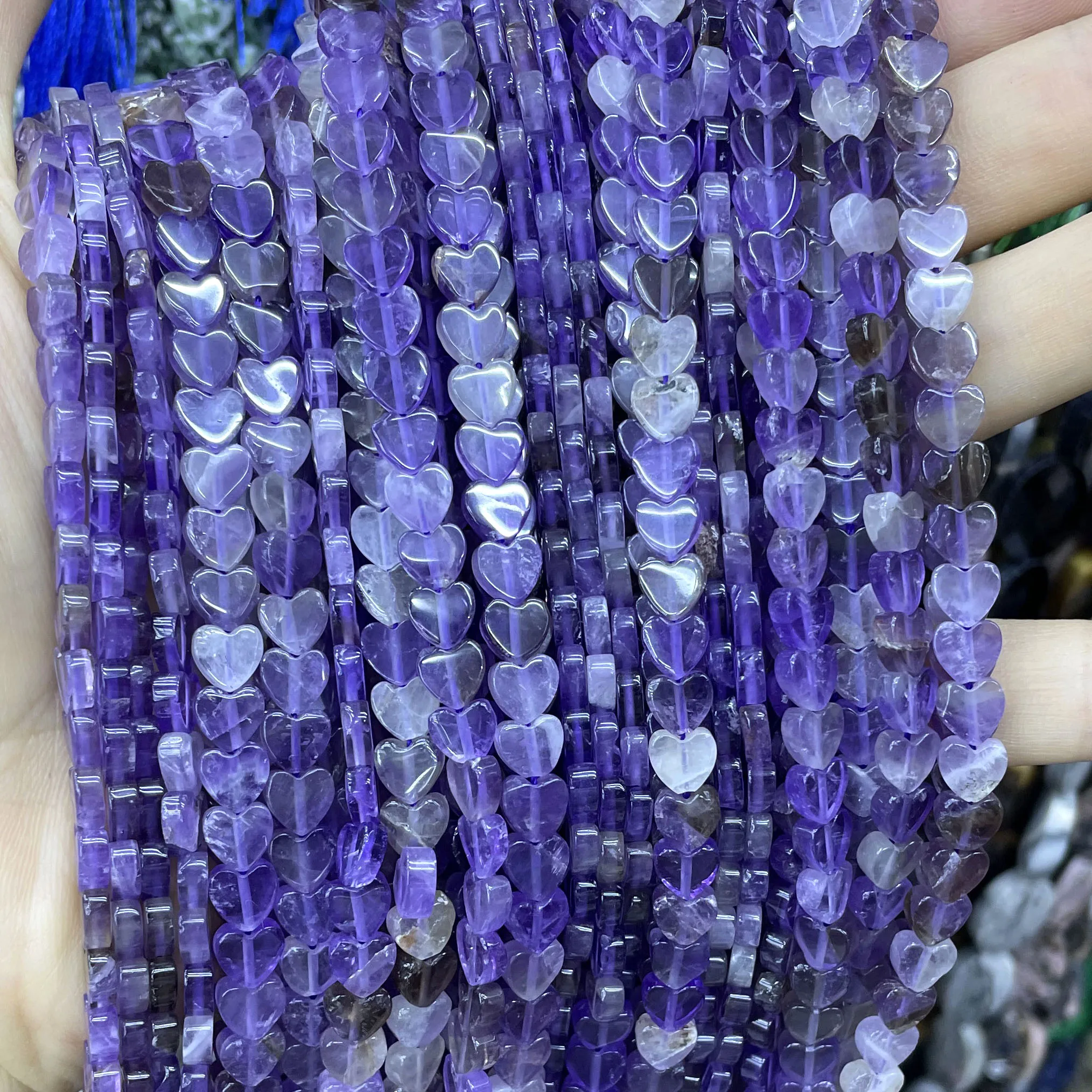 Naturalne koraliki w kształcie serca 6mm — agat, kwarc, turkus, ametyst żółty fluorescencyjny