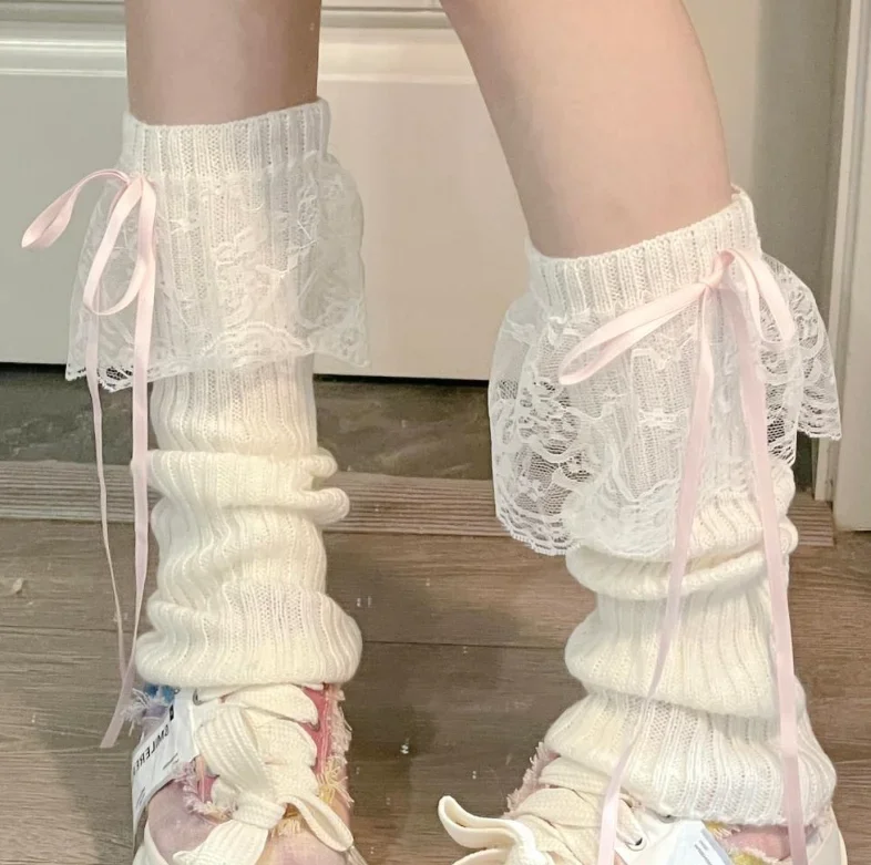 Ocieplacze na nogi z koronką i kokardką w stylu JK Lolita Beżowy