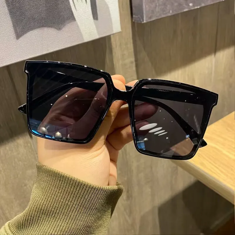 Okulary przeciwsłoneczne kwadratowe cat eye w stylu vintage Wielo