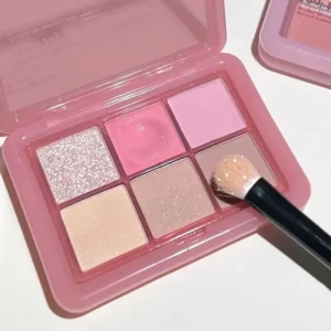 Paleta 4 cieni do powiek różowa brokatowa z matowym połyskiem Czekolada