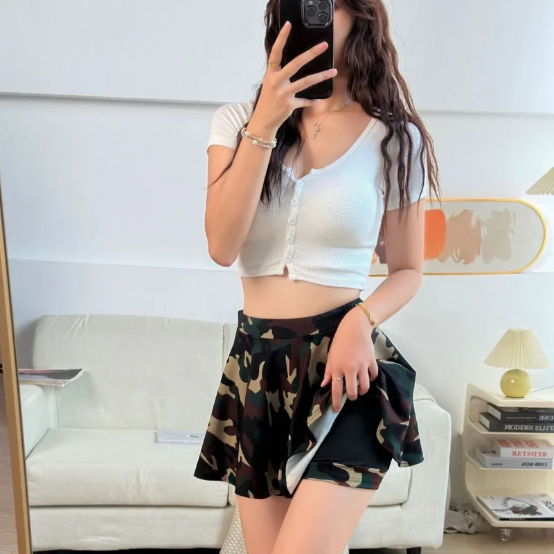 Plisowana spódniczka mini w stylu skater w wielu kolorach 2