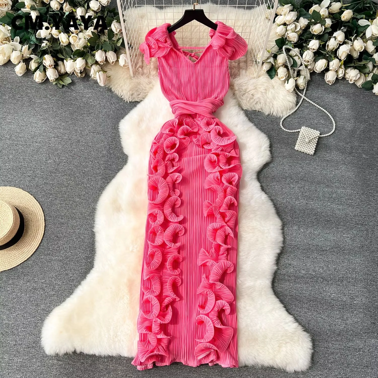 Plisowana sukienka midi bodycon z falbankami przy dekolcie bez rękawów Różowy