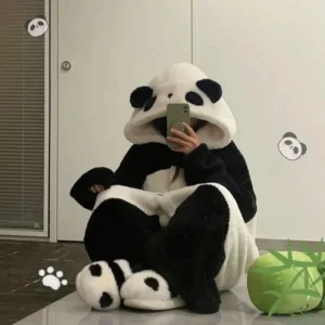 Pluszowy szlafrok damski z kapturem panda — polarowy, zimowy Czerwony