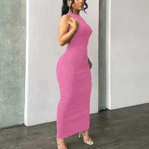 Prążkowana mini sukienka bodycon z odkrytymi plecami Różowy