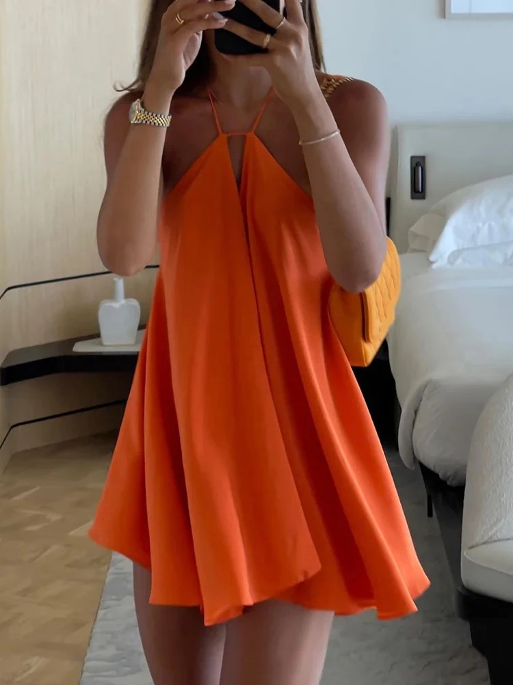 Prążkowana sukienka bodycon w paski z wycięciami i długim rękawem Brązowy