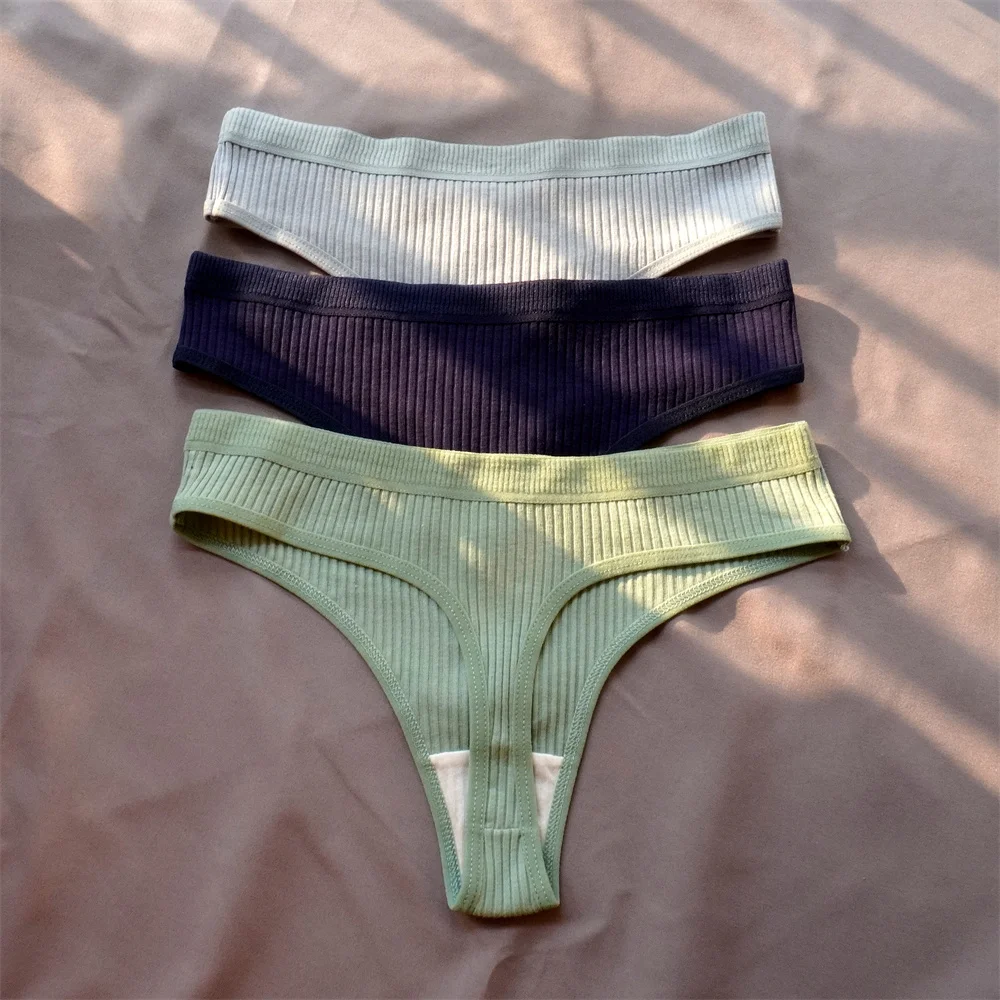Bawełniane prążkowane stringi damskie zestaw 3 sztuki plus size Armijna zieleń