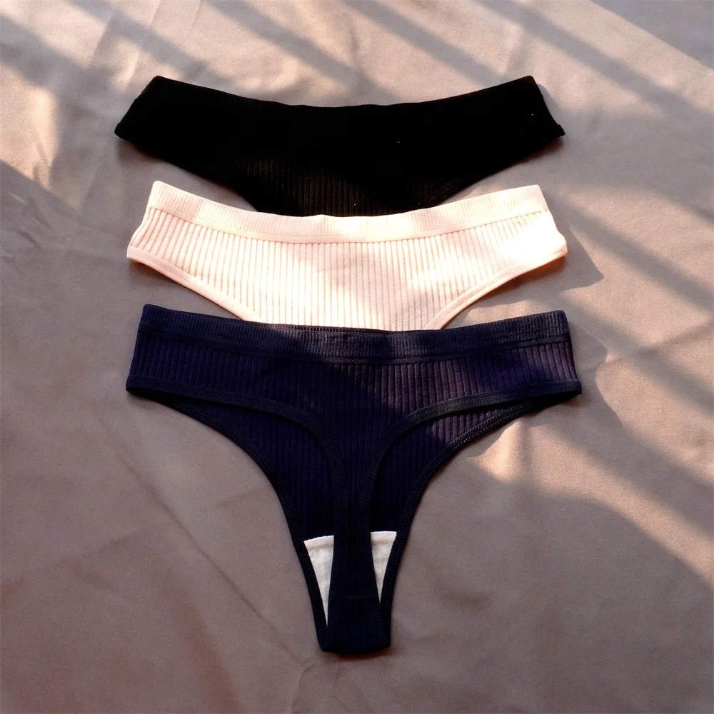 Bawełniane prążkowane stringi damskie zestaw 3 sztuki plus size Błękitny