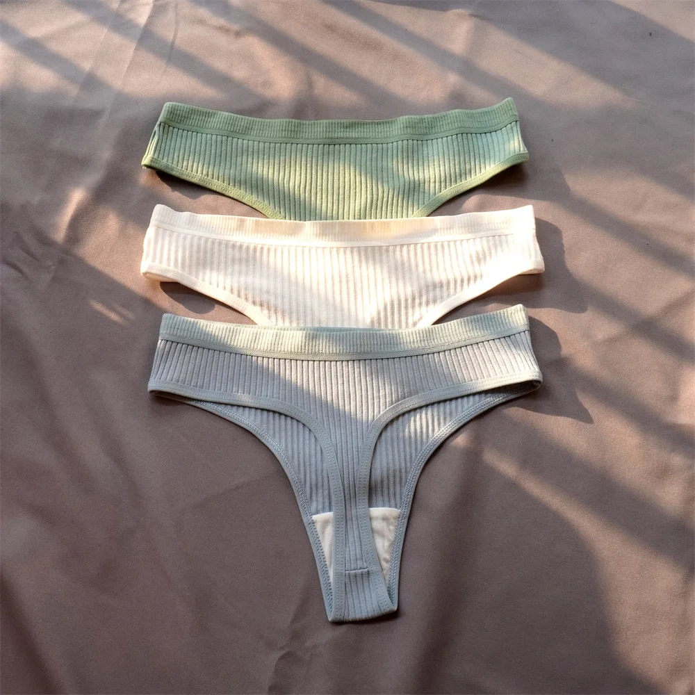 Bawełniane prążkowane stringi damskie zestaw 3 sztuki plus size Fioletowy