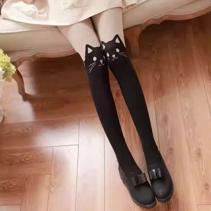 Rajstopy Lolita z kotkiem i wzorem patchwork w stylu JK Czarny